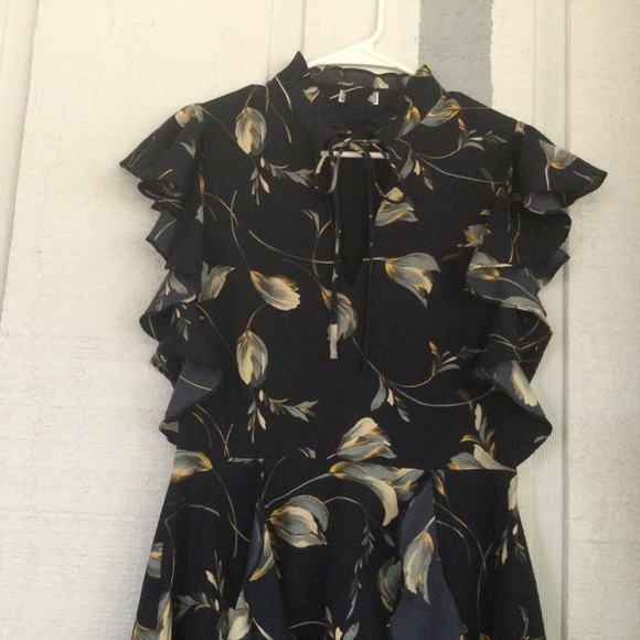 Chelsea28 Floral Print Ruffle Front 